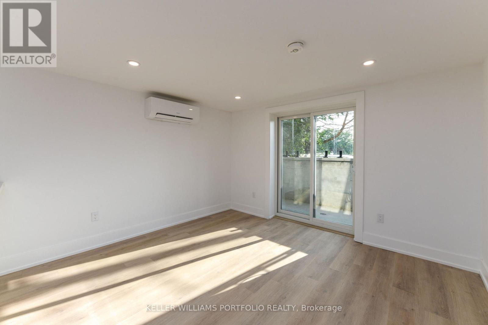 1 - 269 Donlands Avenue, Toronto, Ontario  M4J 3R5 - Photo 5 - E13776702