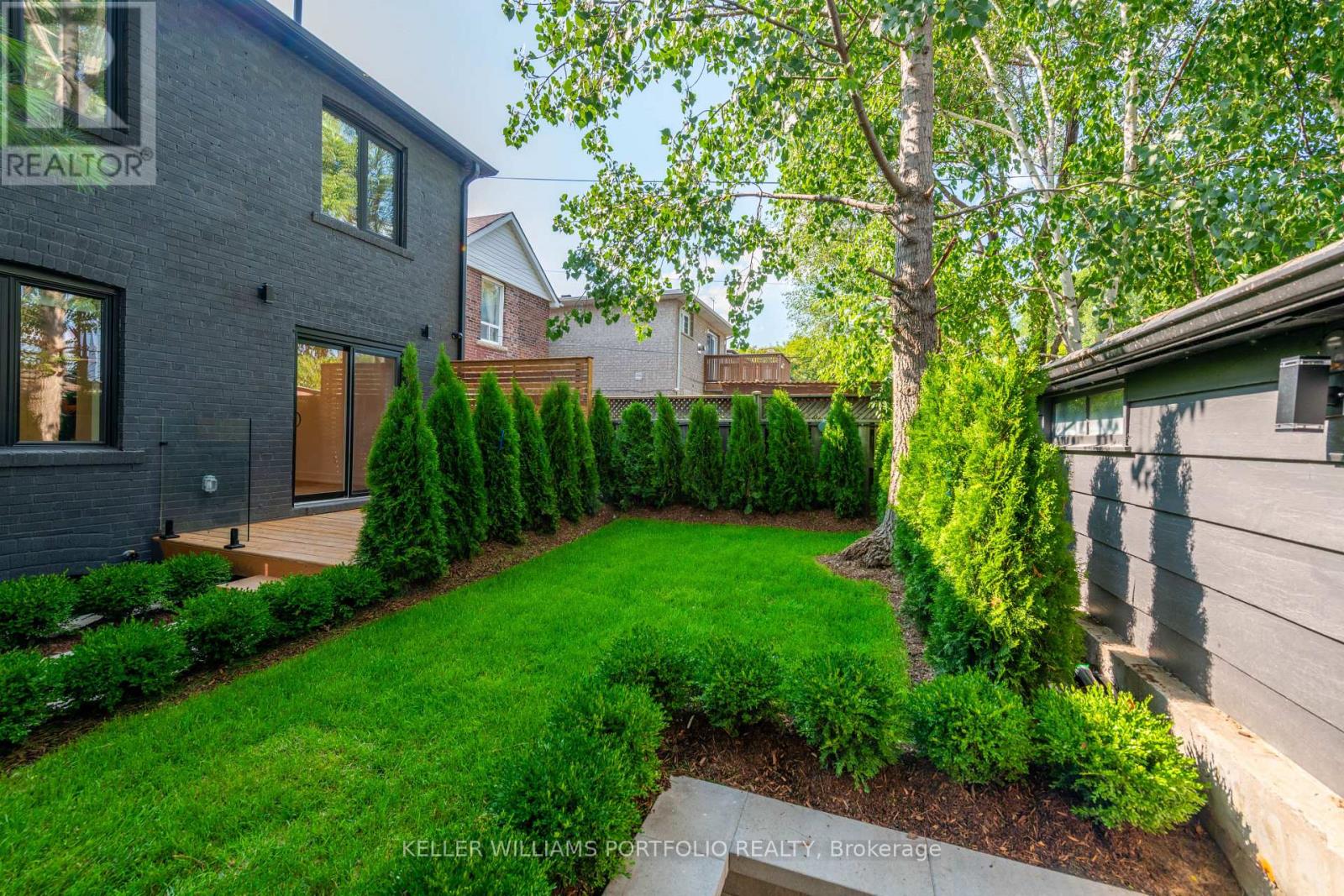 4 - 269 Donlands Avenue, Toronto, Ontario  M4J 3R5 - Photo 32 - E13776752