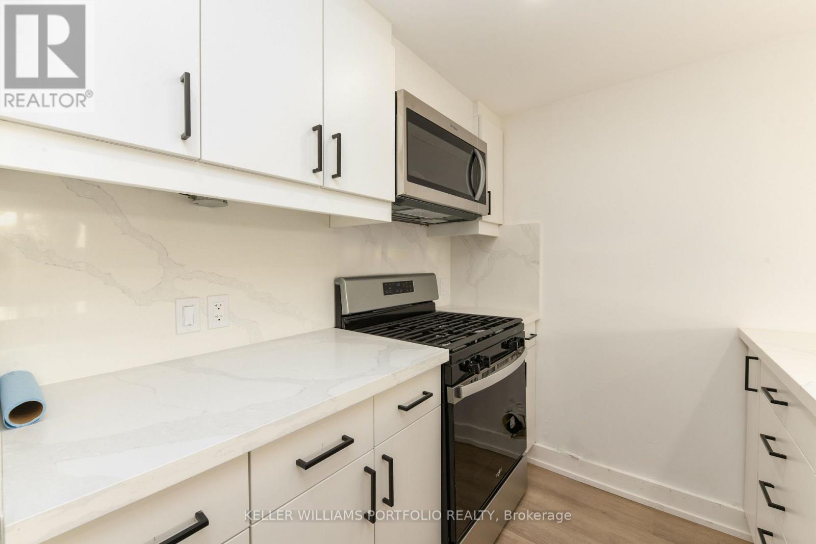 1 - 269 Donlands Avenue, Toronto, Ontario  M4J 3R5 - Photo 8 - E13776702