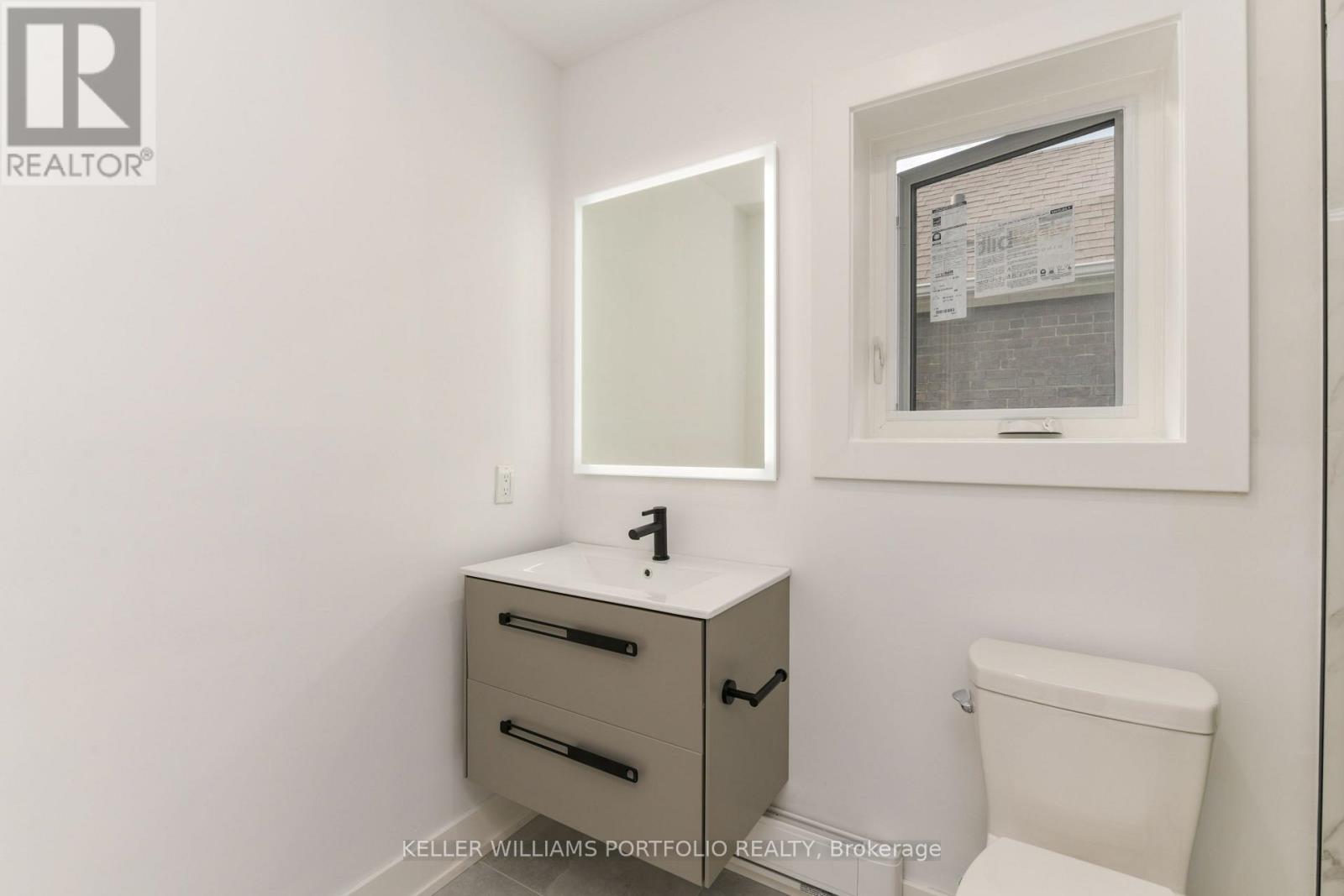 4 - 269 Donlands Avenue, Toronto, Ontario  M4J 3R5 - Photo 22 - E13776752