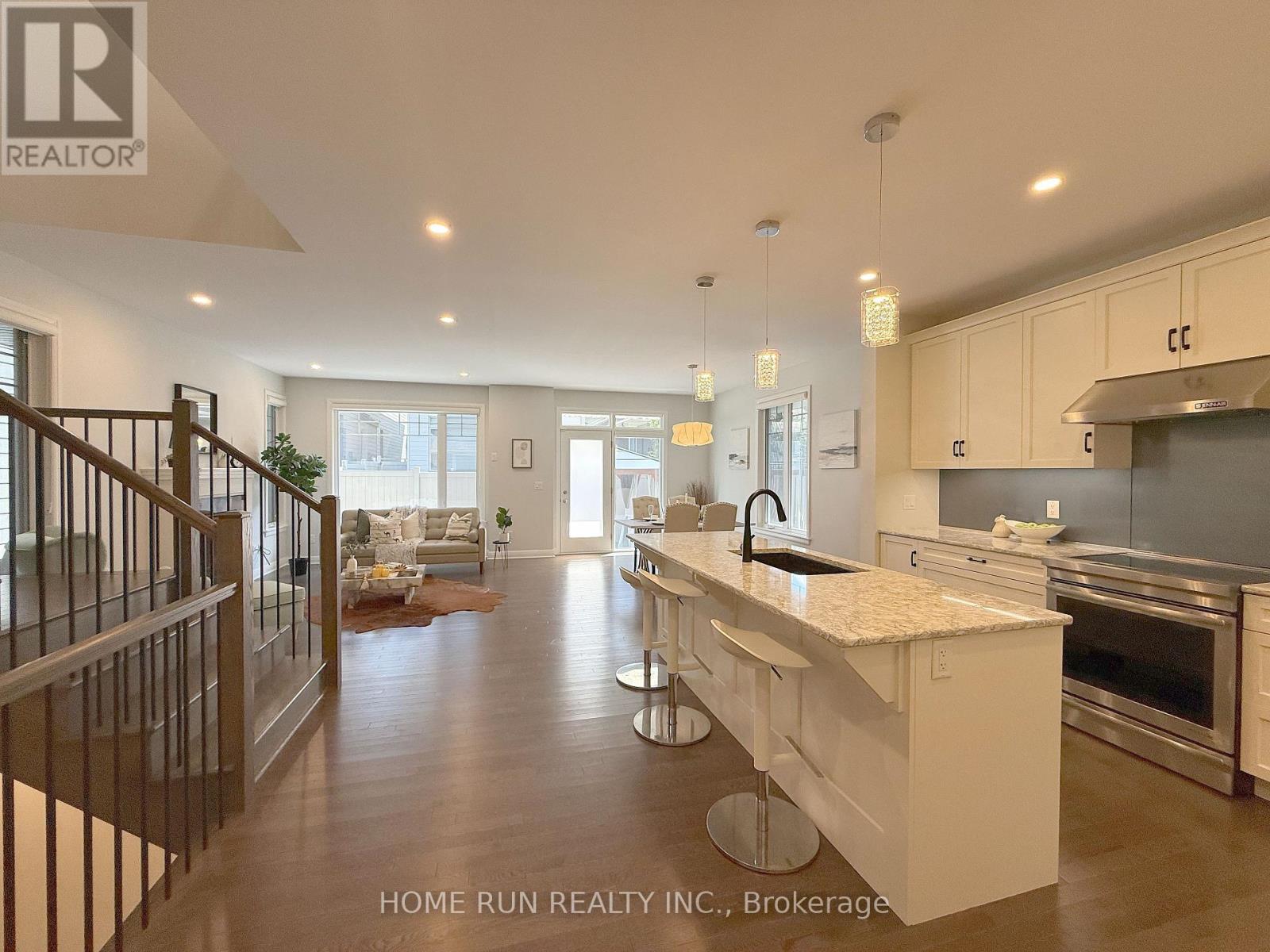 322 Lysander Place, Ottawa, Ontario  K1K 4K7 - Photo 16 - X13533308