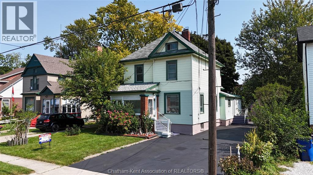 55 Grant Street, Chatham, Ontario  N7L 1V1 - Photo 1 - 26022180
