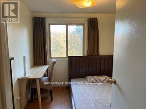 11 Yellow Birch Way, Toronto, Ontario  M2H 2S9 - Photo 7 - C13777352