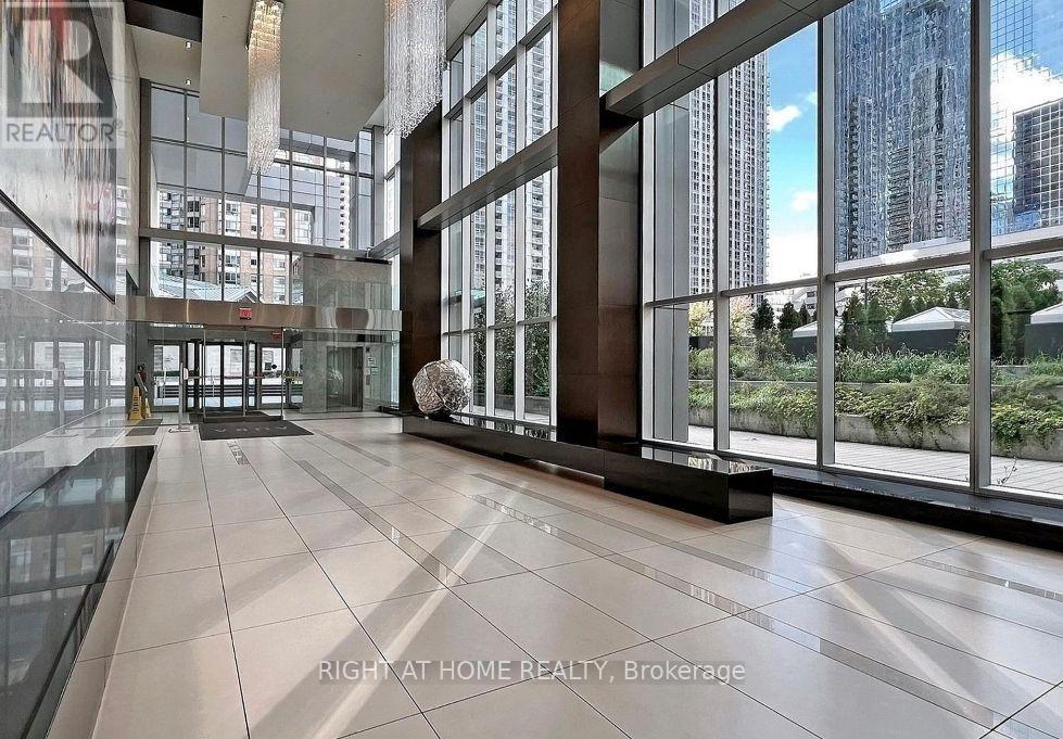 2213 - 386 Yonge Street, Toronto, Ontario  M5B 0A5 - Photo 8 - C13777364