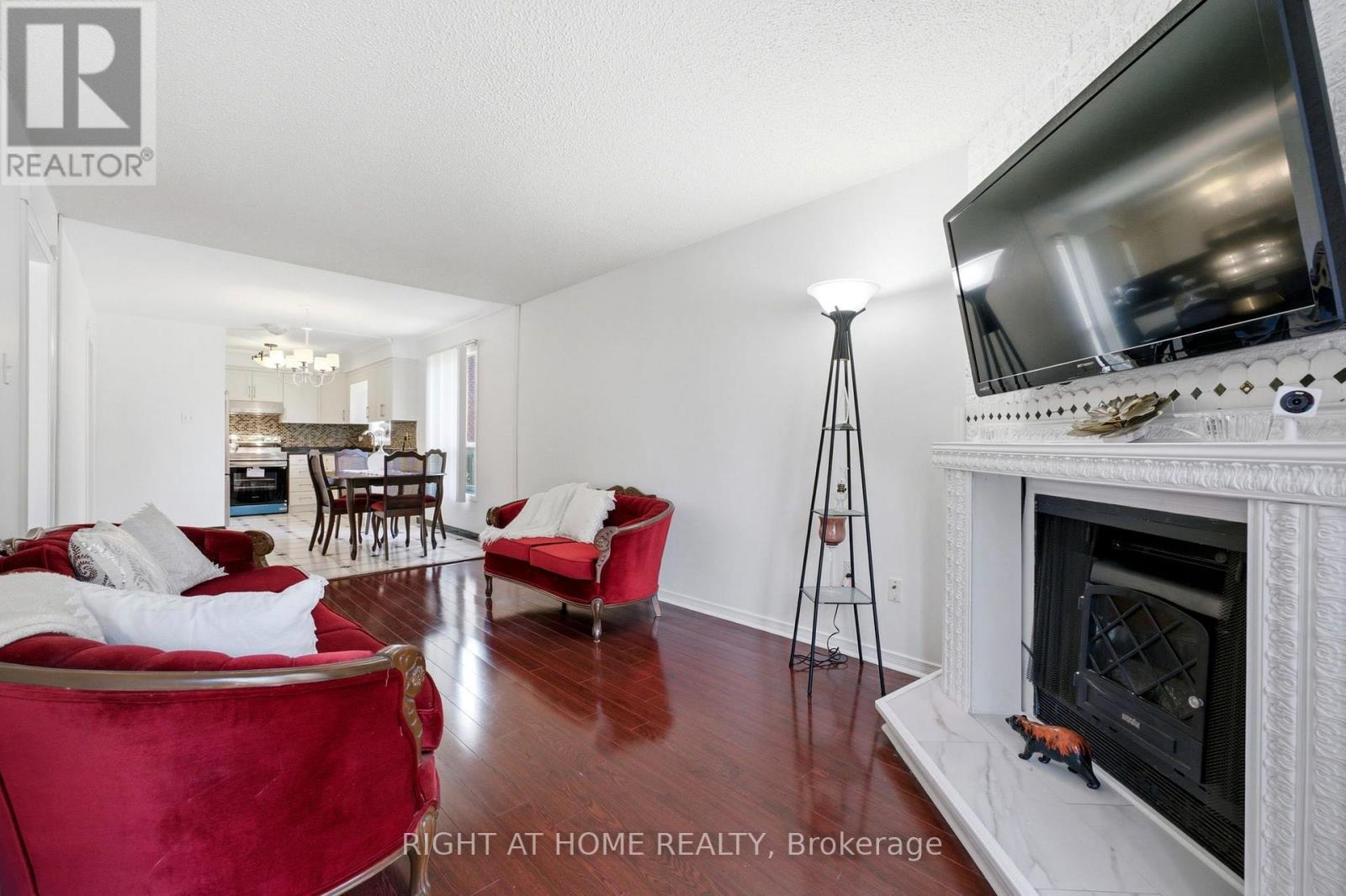 87 William Honey Crescent, Markham, Ontario  L3S 2M2 - Photo 13 - N13777368