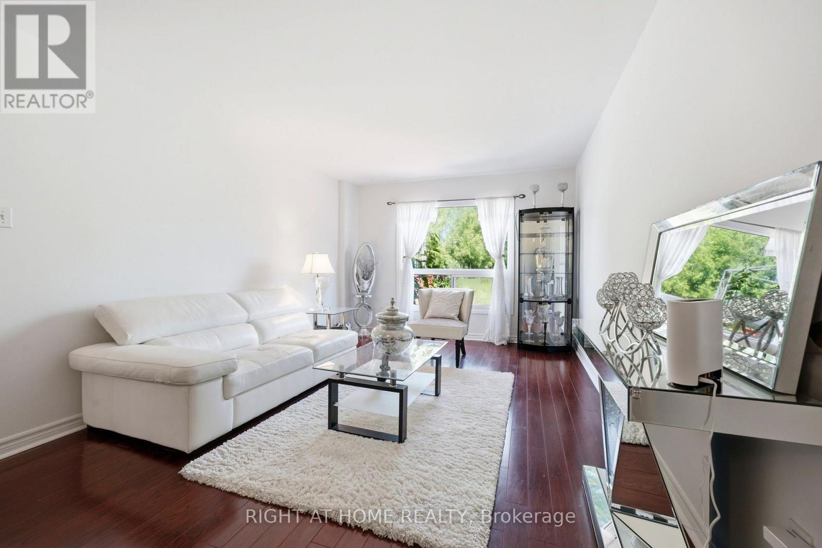 87 William Honey Crescent, Markham, Ontario  L3S 2M2 - Photo 6 - N13777368