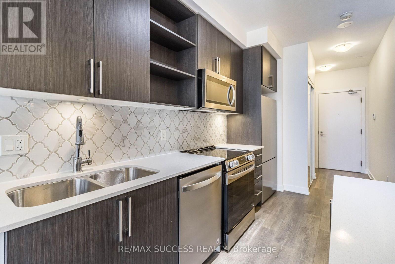4655 Glen Erin Drive, Mississauga, Ontario  L5M 0Z1 - Photo 12 - W13777354