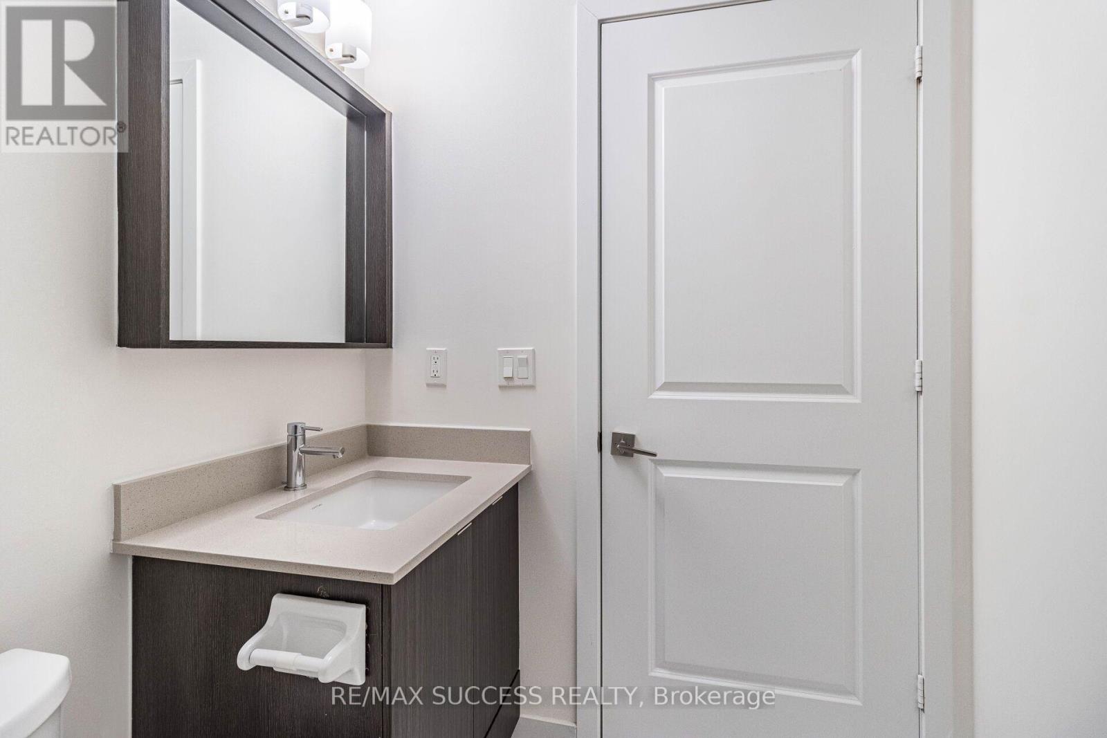 4655 Glen Erin Drive, Mississauga, Ontario  L5M 0Z1 - Photo 25 - W13777354