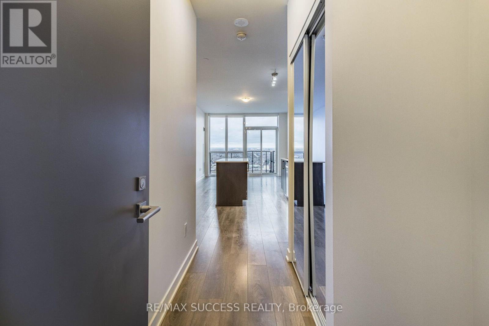 4655 Glen Erin Drive, Mississauga, Ontario  L5M 0Z1 - Photo 5 - W13777354