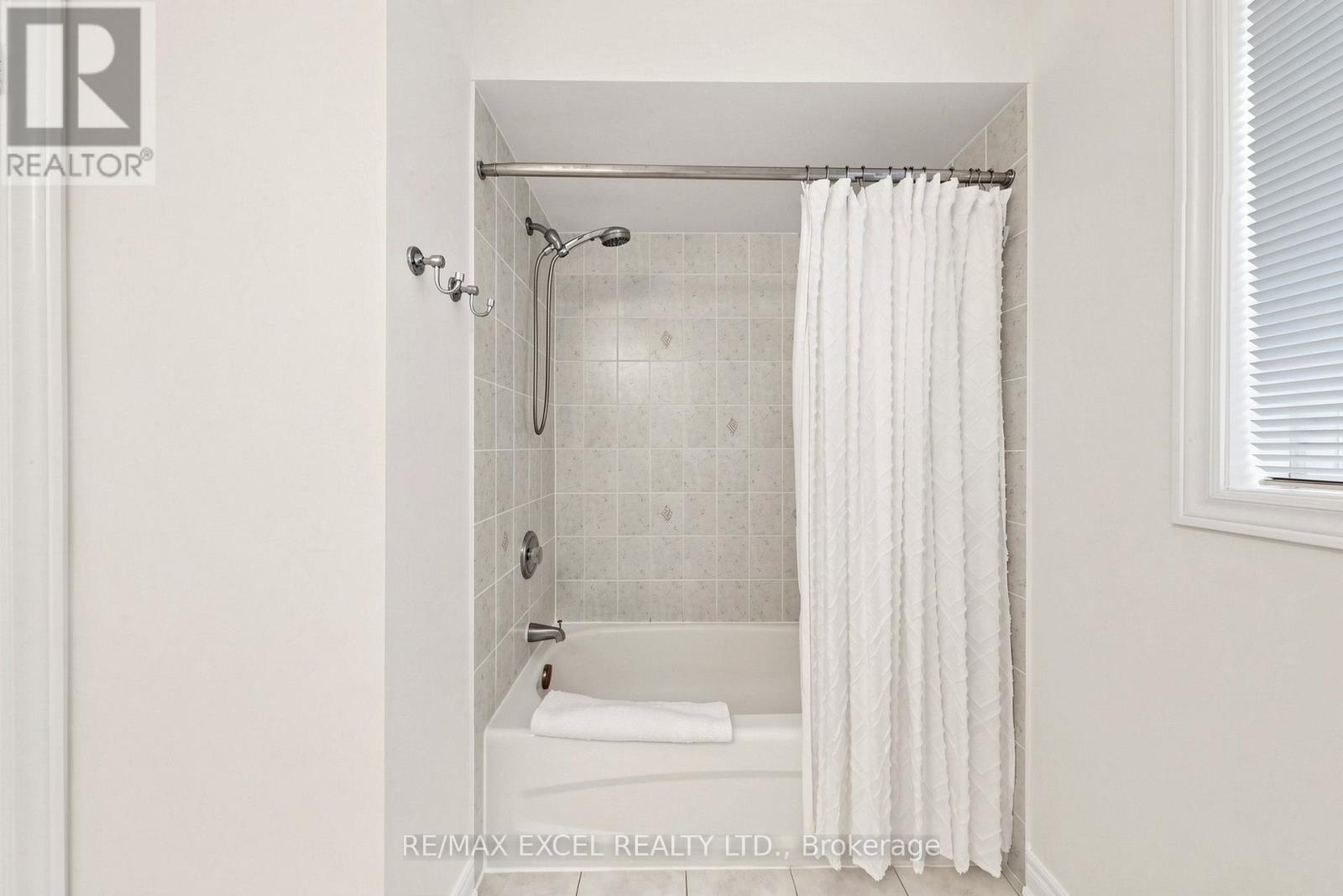 8 Hammersly Boulevard, Markham, Ontario  L6E 2A5 - Photo 35 - N13760096