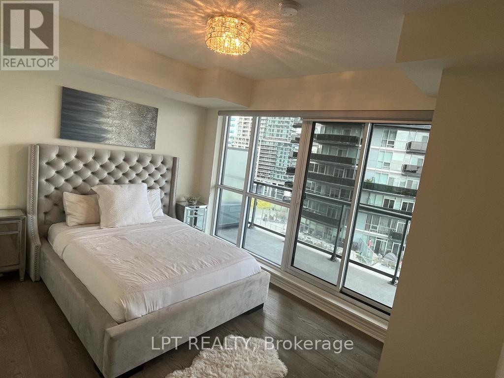 1015 - 390 Annie Craig Drive, Toronto, Ontario  M8V 0H1 - Photo 8 - W13777010