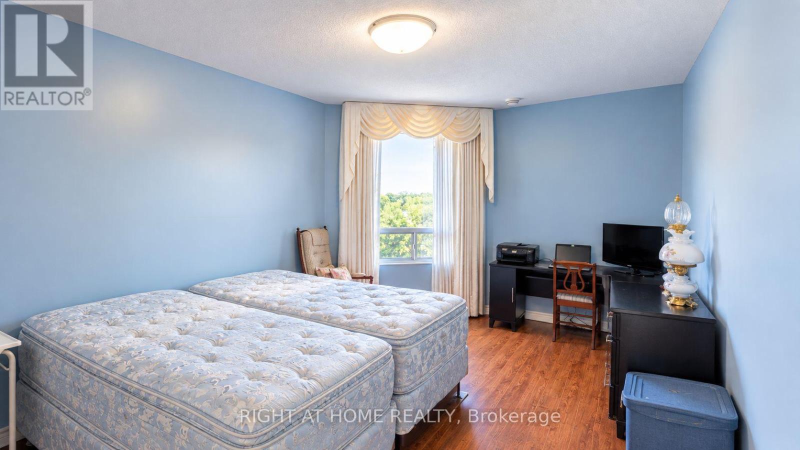 503 - 60 Wyndham Street S, Guelph, Ontario  N1E 7H7 - Photo 5 - X13777358