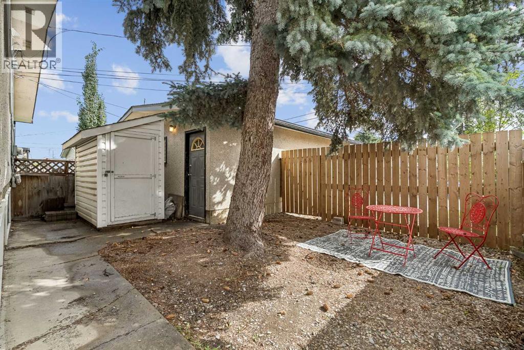 35 Dovercliffe Way SE, Calgary, Alberta  T2B 1W6 - Photo 36 - A2341223