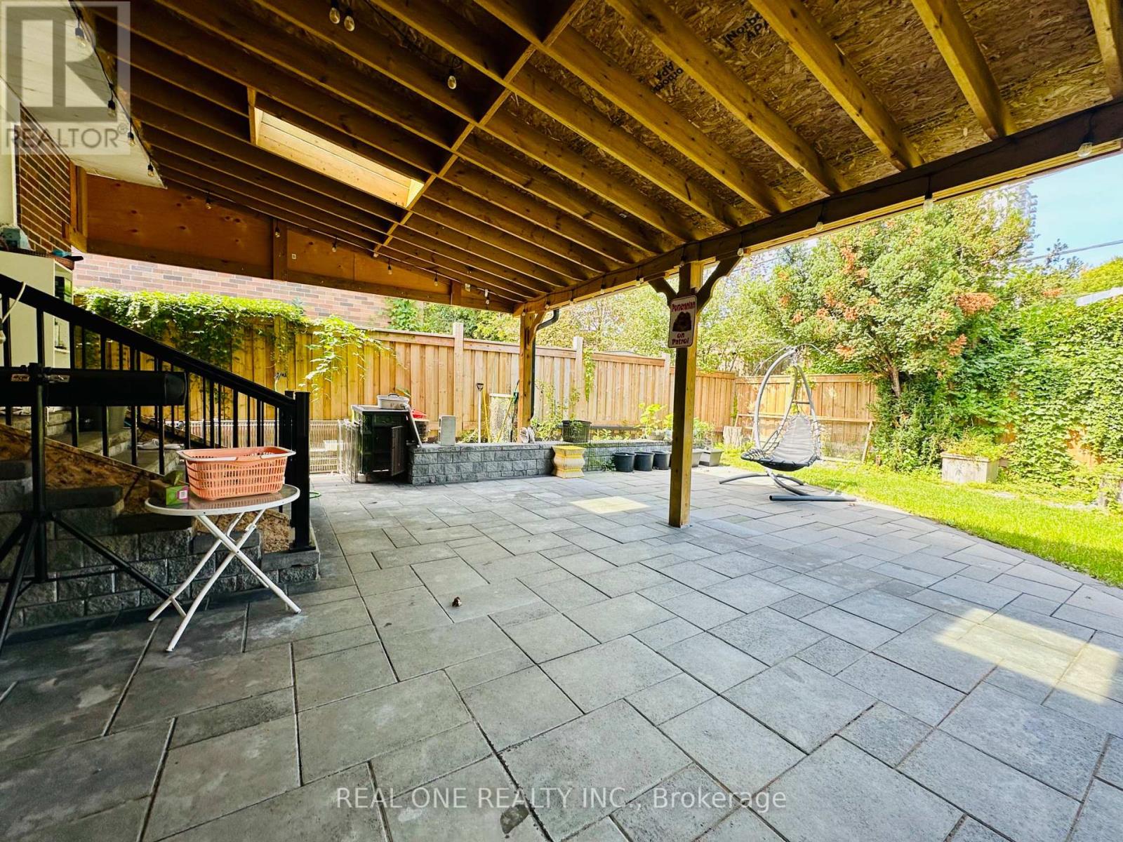 69 Stanwell Drive, Toronto, Ontario  M1P 4H6 - Photo 12 - E13777372