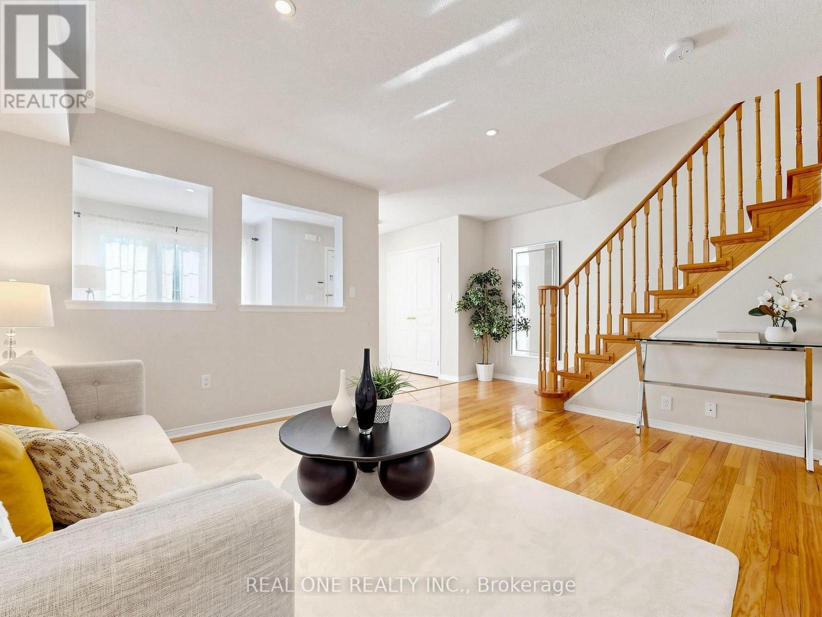 29 Rock Garden Street, Markham, Ontario L6B 0P3 - Photo 6 - N13775782