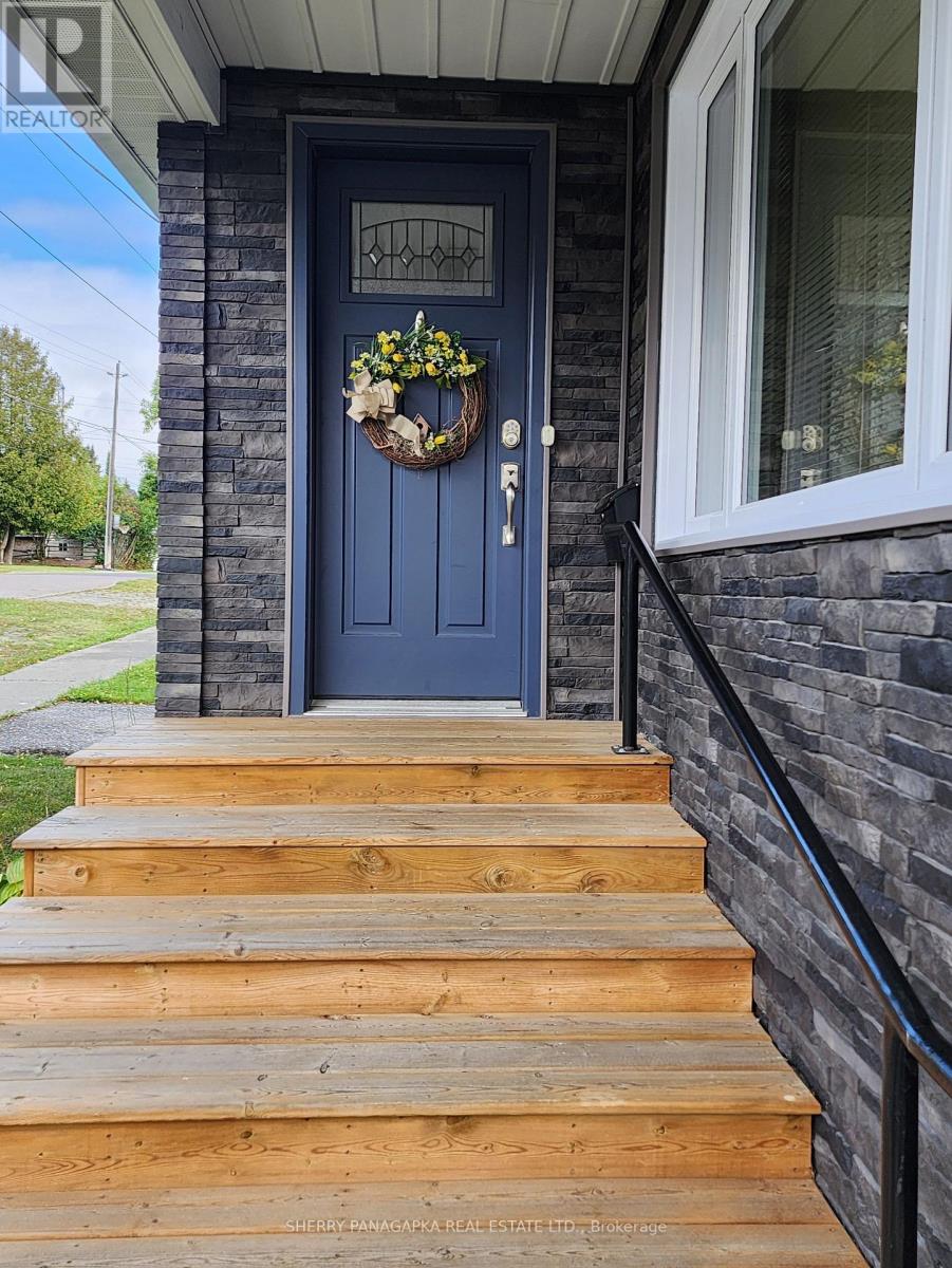 89 Second Street E, Kirkland Lake, Ontario  P2N 1R8 - Photo 4 - T13777414