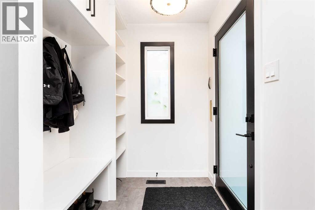 426 Normandy Road S, Lethbridge, Alberta  T1J 3Y1 - Photo 6 - A2343504