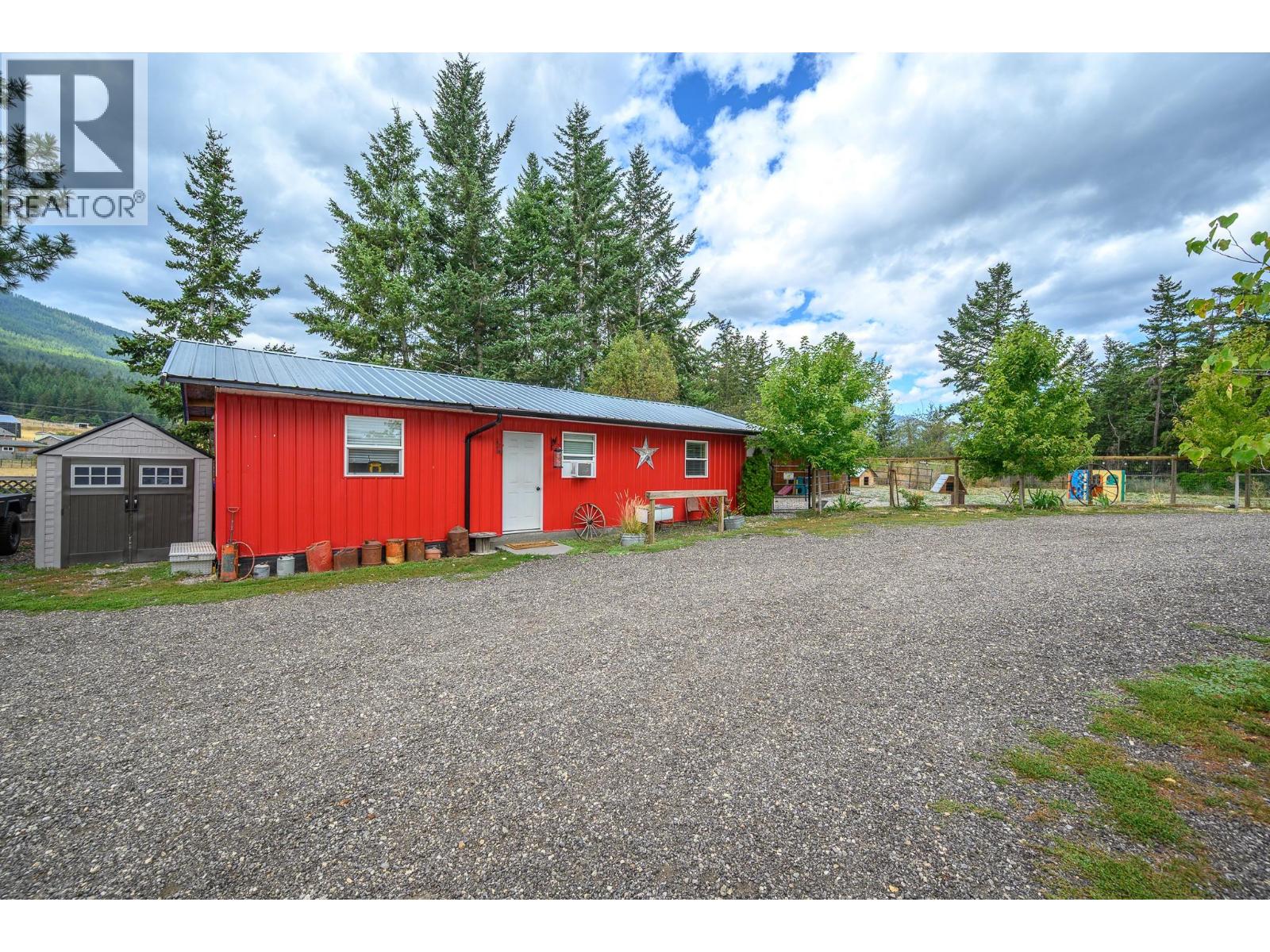 4446 Cedar Hill Road, Falkland, British Columbia  V0E 1W1 - Photo 49 - 10399387