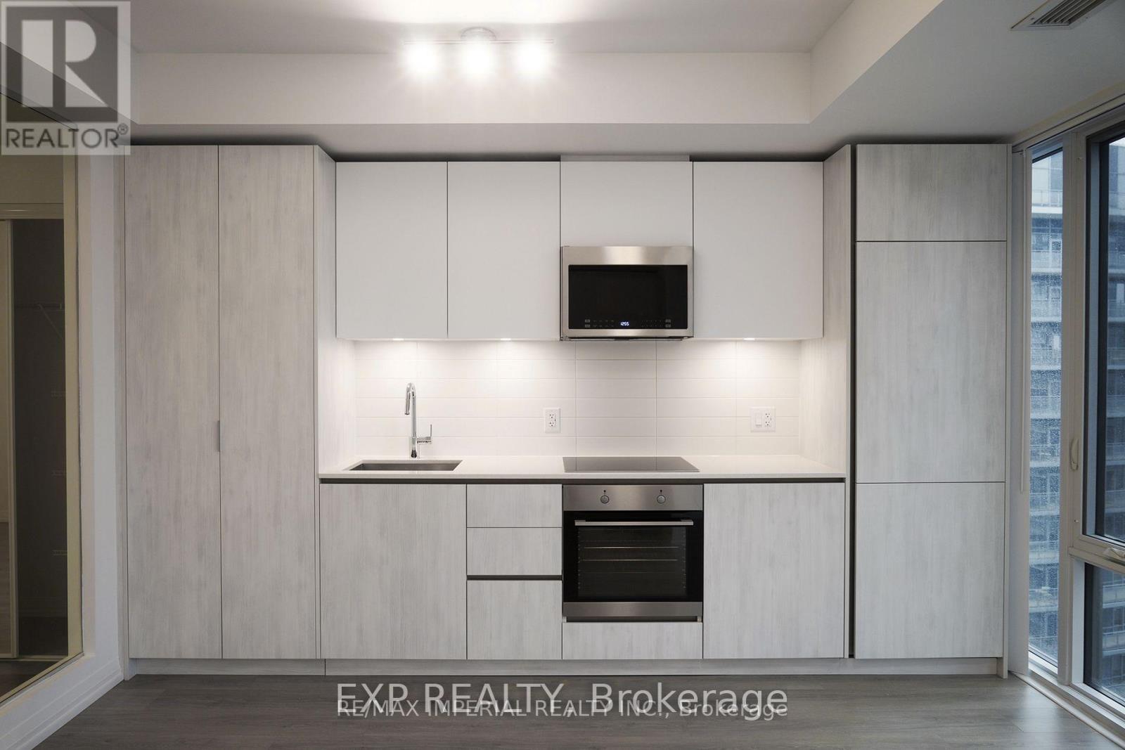 4521 - 28 Widmer Street, Toronto, Ontario  M5V 0T2 - Photo 7 - C13777390