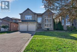 23 MACKAY DRIVE, Richmond Hill, Ontario