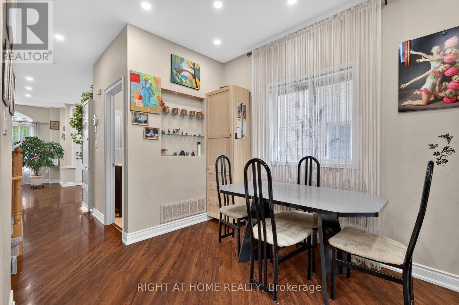 4 Forest Run Boulevard, Vaughan, Ontario  L4K 5J8 - Photo 12 - N13751288