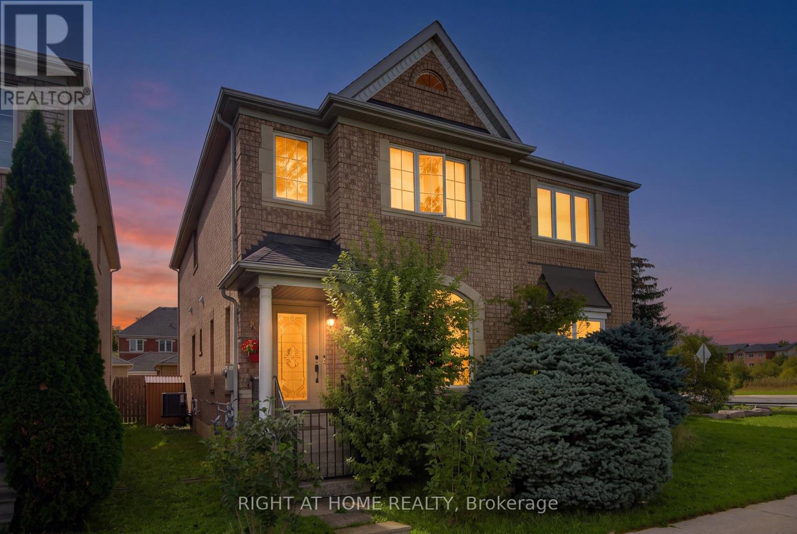 4 FOREST RUN BOULEVARD, Vaughan, Ontario