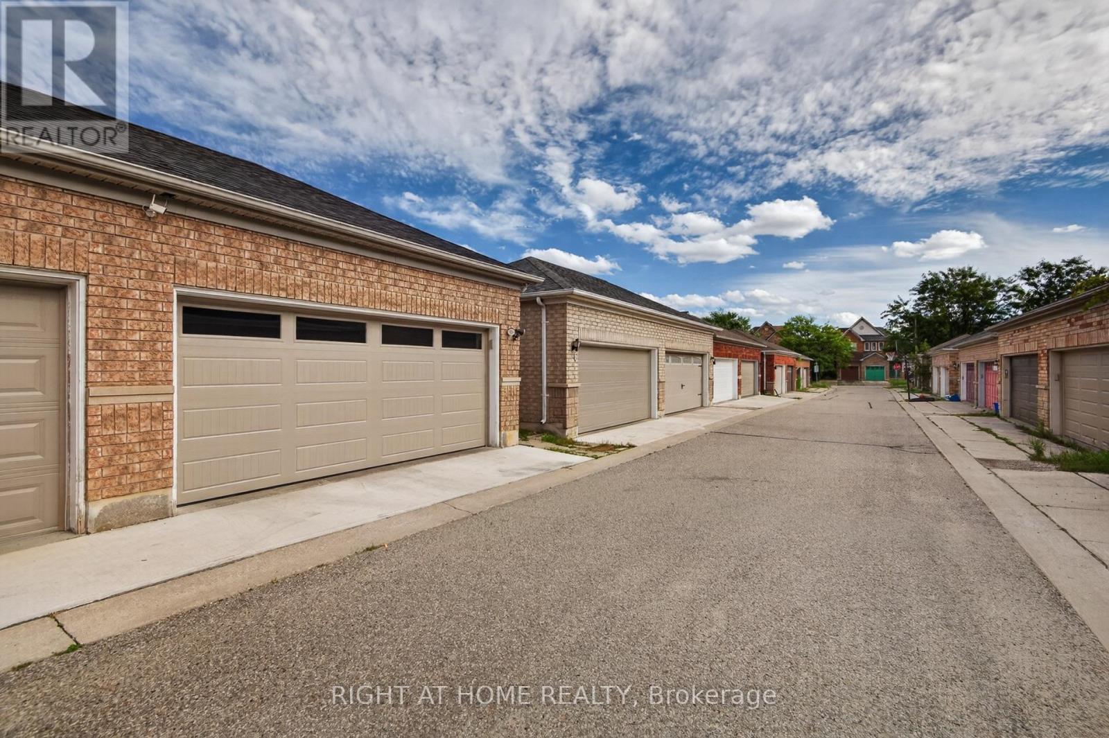 4 Forest Run Boulevard, Vaughan, Ontario  L4K 5J8 - Photo 35 - N13751288