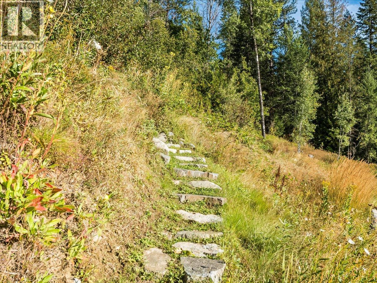 800a Redstone Drive, Rossland, British Columbia  V0G 1Y0 - Photo 34 - 10400629