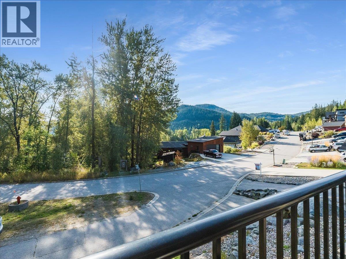 800a Redstone Drive, Rossland, British Columbia  V0G 1Y0 - Photo 23 - 10400629