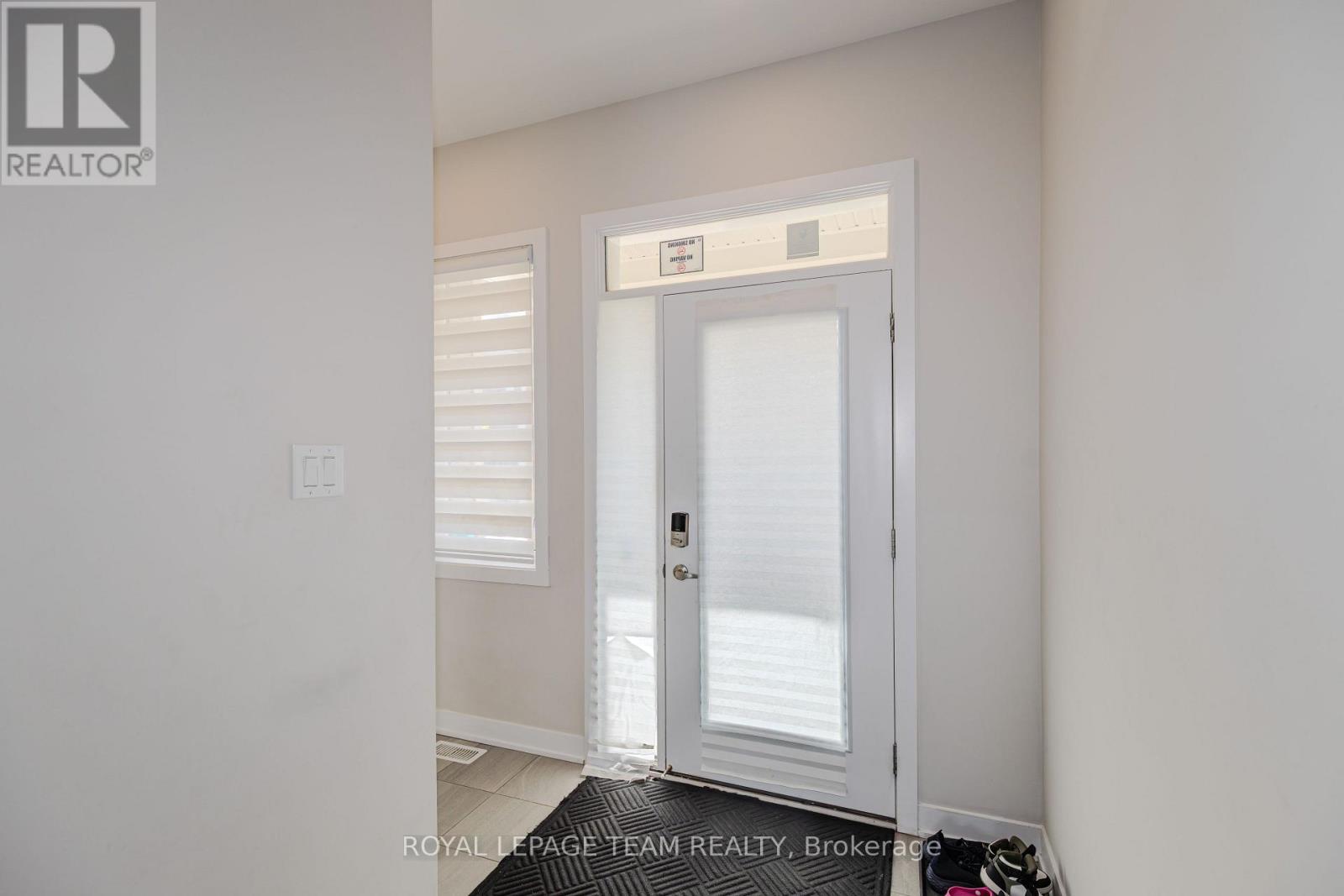 108 Beebalm Crescent, Ottawa, Ontario  K2J 7G5 - Photo 3 - X13777420