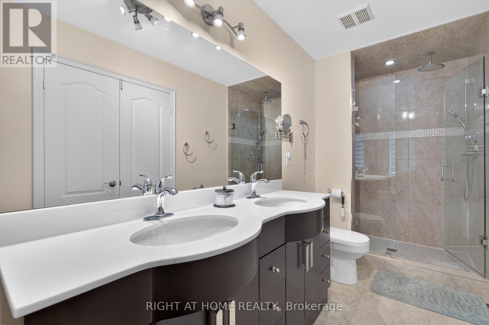 4 Forest Run Boulevard, Vaughan, Ontario  L4K 5J8 - Photo 21 - N13751288