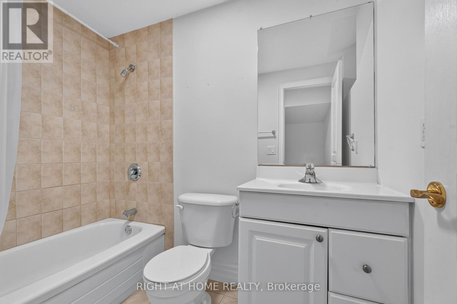 23 Mackay Drive, Richmond Hill, Ontario  L4C 6N9 - Photo 44 - N13777410