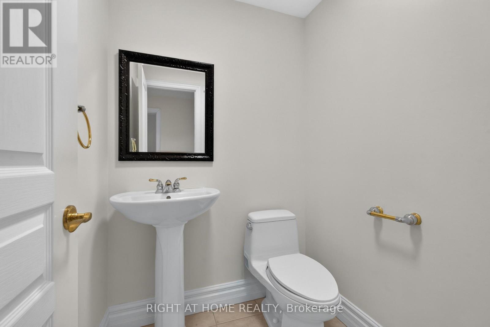 23 Mackay Drive, Richmond Hill, Ontario  L4C 6N9 - Photo 46 - N13777410