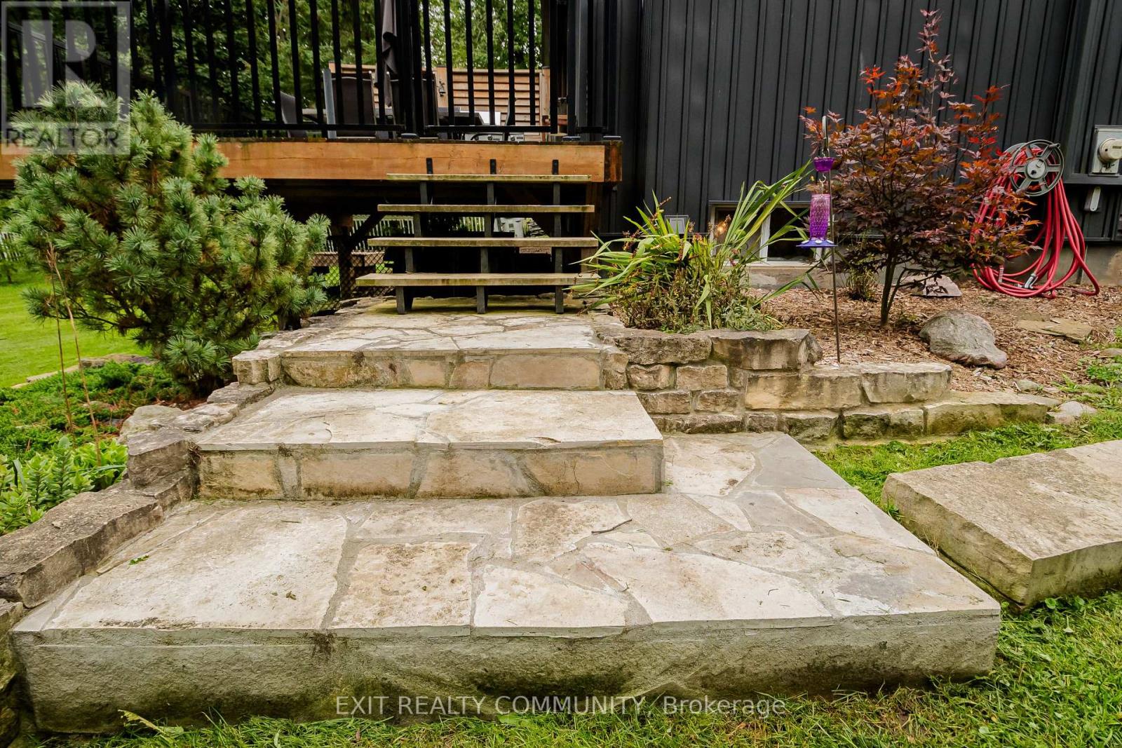 22530 Coldstream Road, Middlesex Centre, Ontario  N0L 1R0 - Photo 28 - X13776930