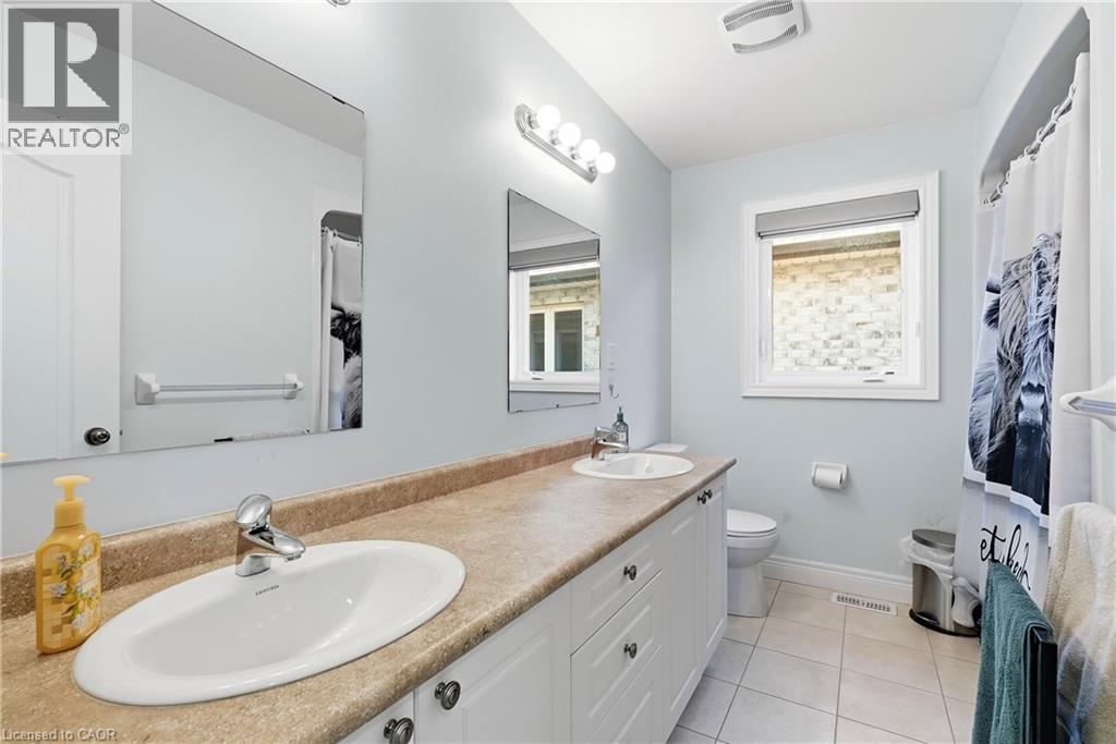 59 Greti Drive, Hamilton, Ontario  L9B 0E3 - Photo 32 - 40862771