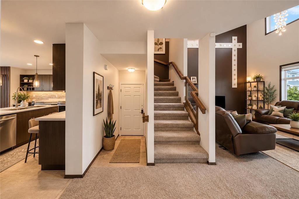22 Hemmingwood Court, Winnipeg, Manitoba  R3Y 1S4 - Photo 27 - 202622854