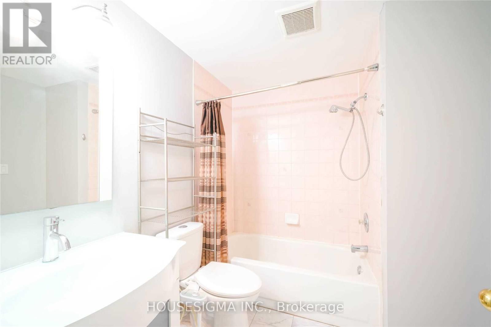 21 - 80 Strathaven Drive, Mississauga, Ontario  L5R 3V9 - Photo 14 - W13777434