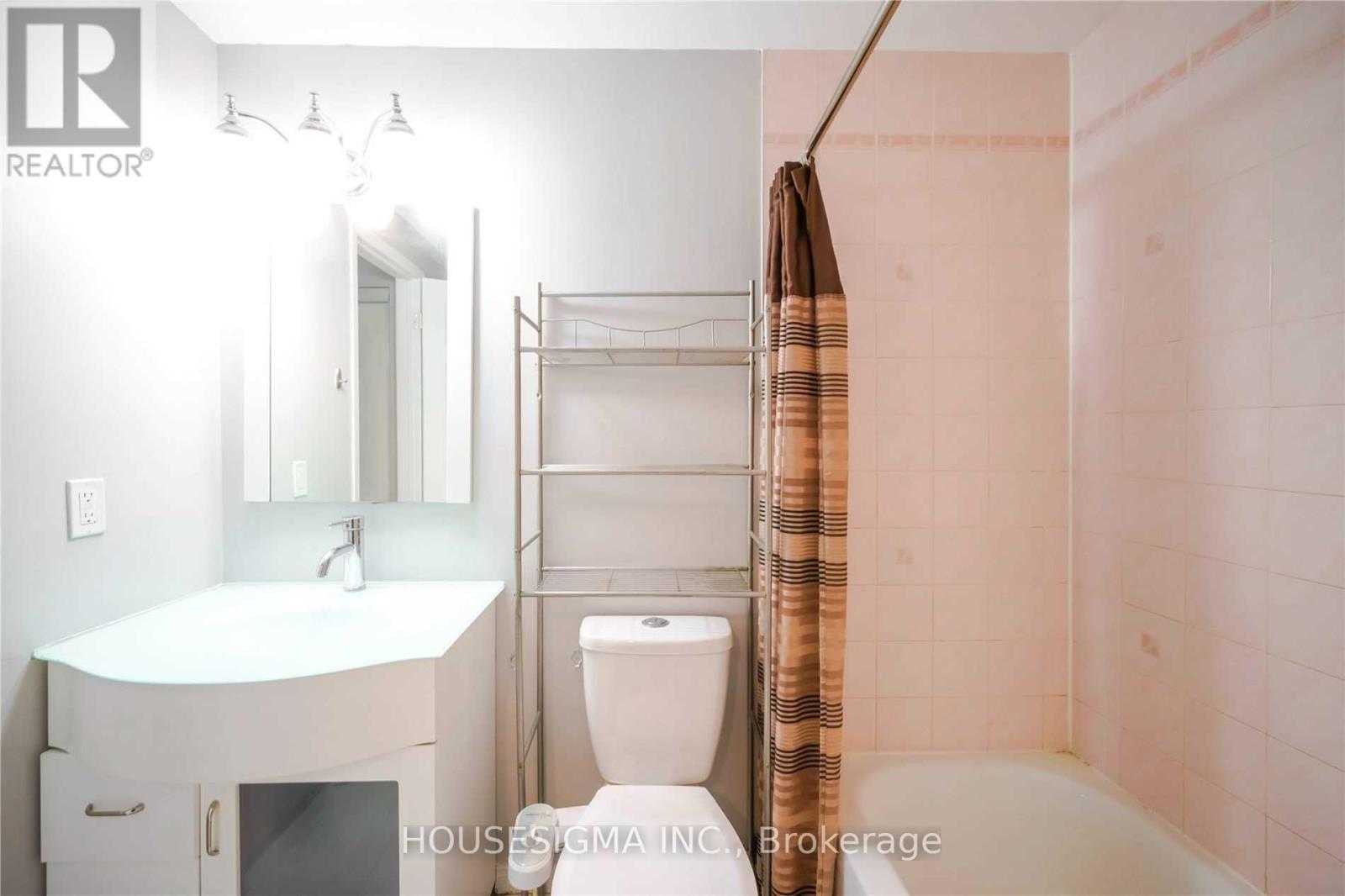 21 - 80 Strathaven Drive, Mississauga, Ontario  L5R 3V9 - Photo 15 - W13777434