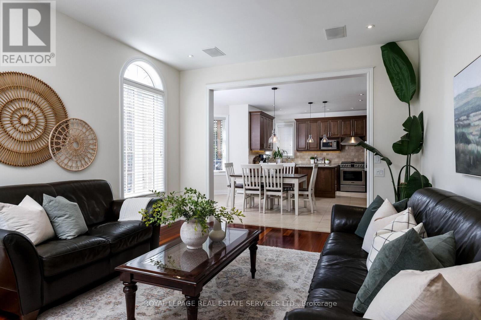 147 Innville Crescent, Oakville, Ontario  L6L 0B8 - Photo 14 - W13777442