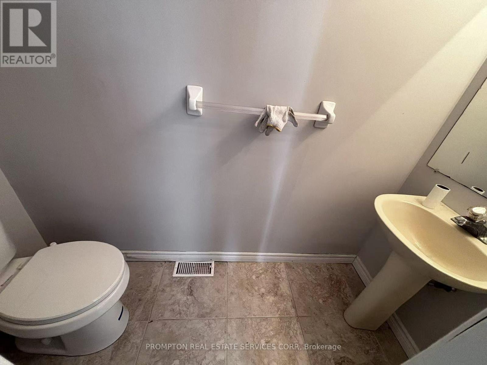 487 Laurel Gate Drive, Waterloo, Ontario  N2T 2R9 - Photo 6 - X13777444