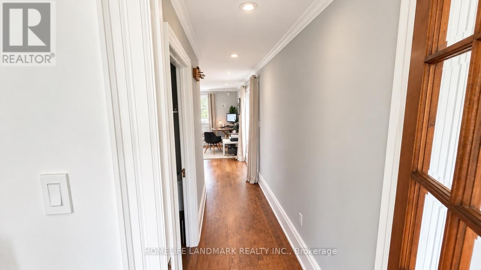 15 Jean Street, Toronto, Ontario  M4W 3A6 - Photo 13 - C13771938