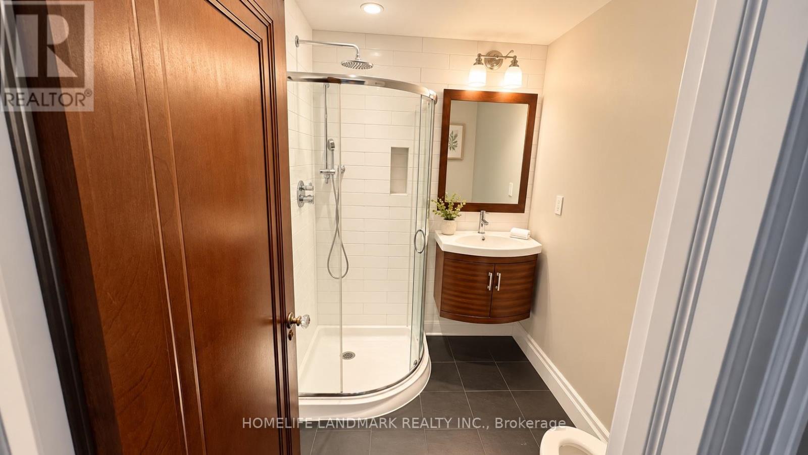 15 Jean Street, Toronto, Ontario  M4W 3A6 - Photo 14 - C13771938