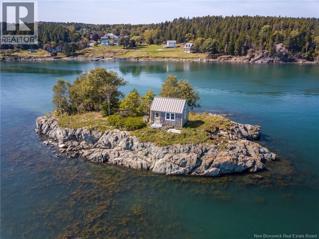 Cottage Little Island, Leonardville, New Brunswick