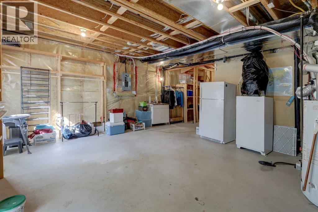 35 Hidden Creek Rise Nw, Calgary, Alberta T3A 6L3 - Photo 27 - A2318682