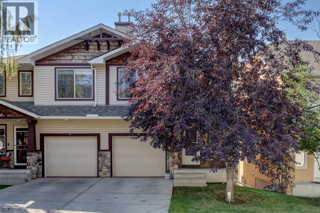 35 Hidden Creek Rise Nw, Calgary, Alberta T3A 6L3 - Photo 1 - A2318682