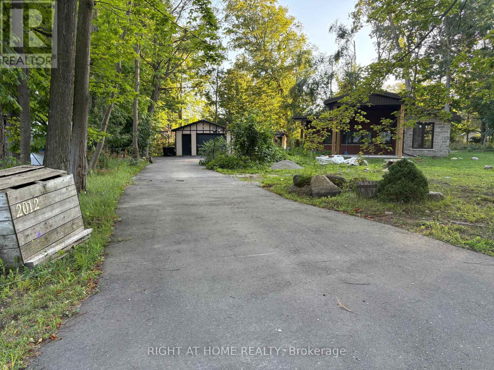 2012 INGLEWOOD DRIVE, Innisfil, Ontario