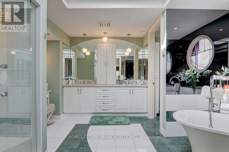 35 Gardiner Road, Toronto, Ontario  M5P 3B6 - Photo 21 - C13000450