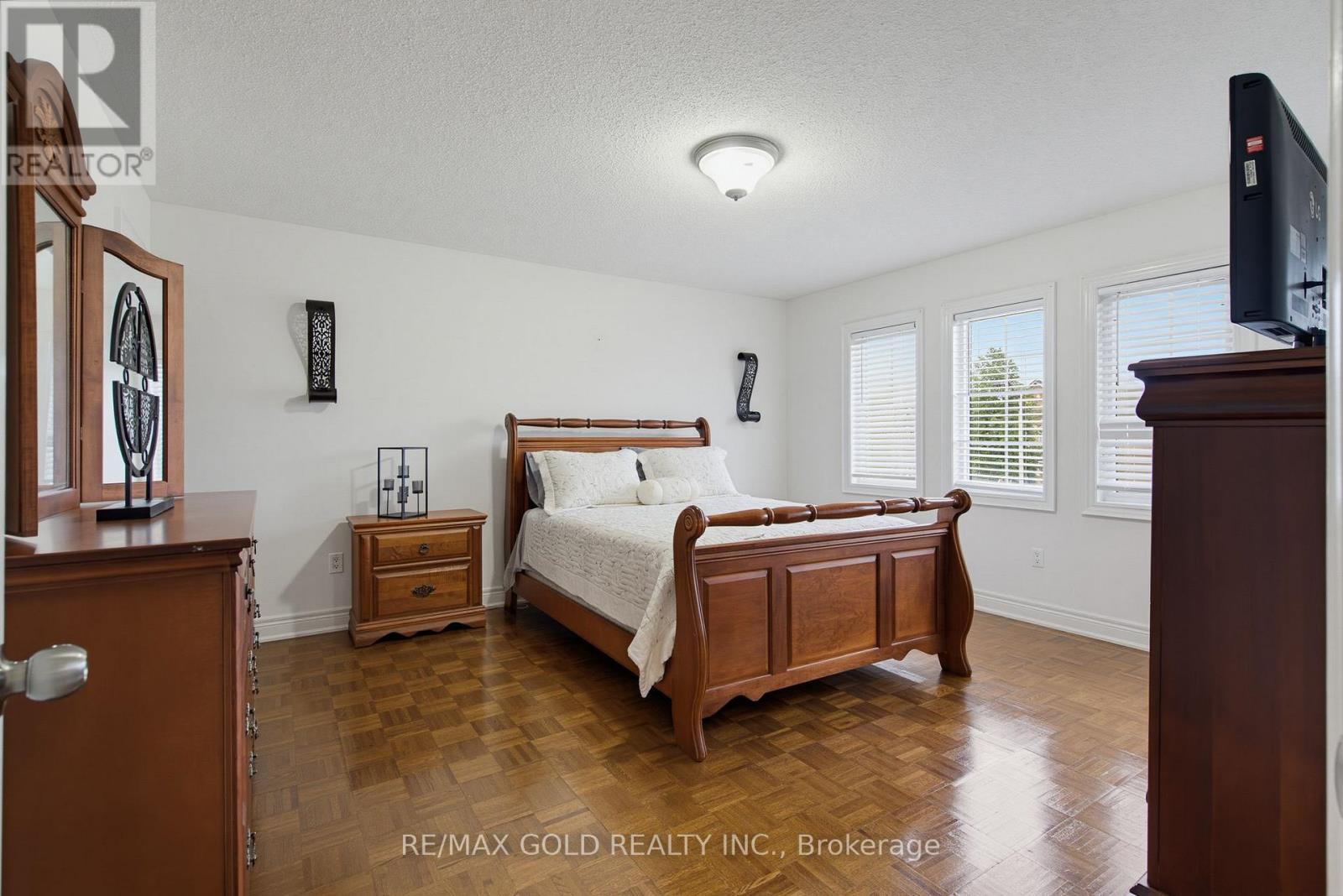 34 Lexington Road, Brampton, Ontario  L6P 2B6 - Photo 23 - W13774416