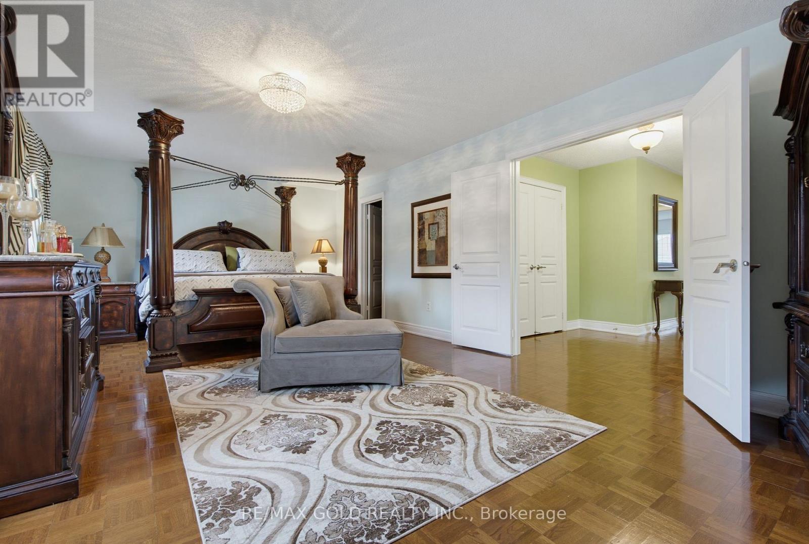 34 Lexington Road, Brampton, Ontario  L6P 2B6 - Photo 14 - W13774416