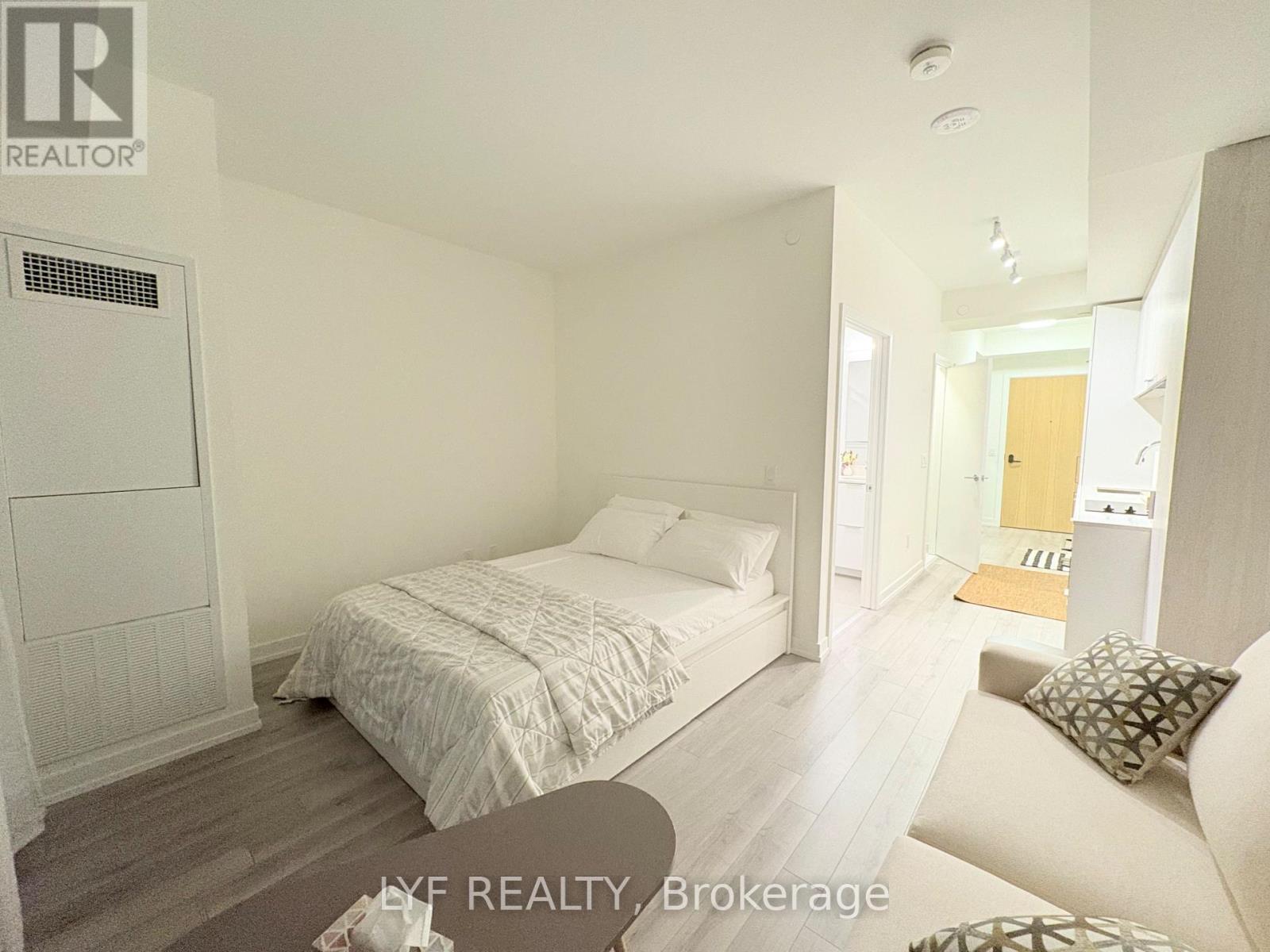 1205 - 89 Church Street, Toronto, Ontario  M3C 3S2 - Photo 6 - C13777450